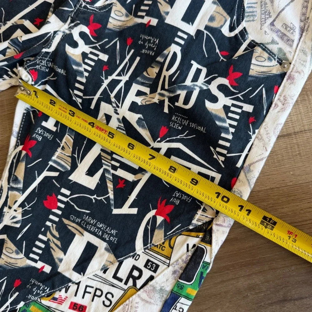D'ANDUESHEN Mens Graphic Patchwork Money License Plate Slim Pants Size 32 NEW